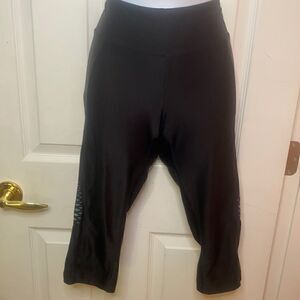 Body Corp Capri leggings  